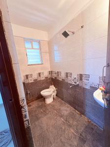 Bathroom Image of 1700 Sq.ft 4 BHK Apartment / Flat for sale in Supertech Defence Colony Pune Phase 4, Wagholi Pune for Rs. 10500000