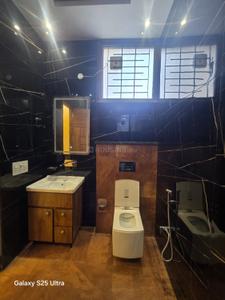 Bathroom Image of 3175 Sq.ft 4 BHK Duplex for sale in Bajwa Sunny Enclave, Kharar Mohali for Rs. 24500000
