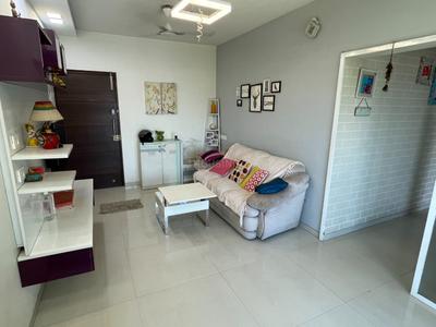 Living Room Image of 1084 Sq.ft 2 BHK Apartment / Flat for sale in Mayfair Hillcrest, Vikhroli West Mumbai for Rs. 18500000