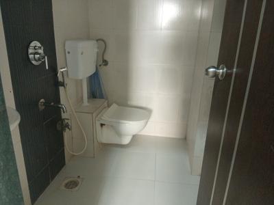Image of 860 Sq.ft 2 BHK Apartment / Flat for rent in Malad West, Mumbai for Rs. 48000