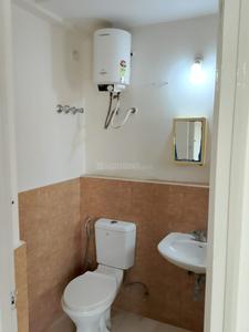 Bathroom Image of 1221 Sq.ft 3 BHK Apartment / Flat for sale in DLF Woodland Heights, Bommasandra Bengaluru for Rs. 7500000