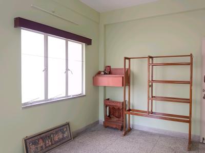 Bedroom Image of 1390 Sq.ft 4 BHK Apartment / Flat for rent in Santoshpur Kolkata for Rs. 30000