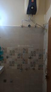 Bathroom Image of 1500 Sq.ft 2 BHK Builder Floor for rent in Mahanagar Colony Bareilly for Rs. 12500