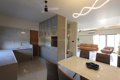 Bathroom Image of 2000 Sq.ft 4 BHK Apartment / Flat for sale in Durga Luxuria, Bhayli Vadodara for Rs. 9100000
