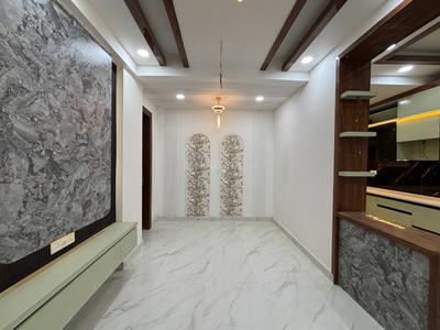 Hall Image of 1050 Sq.ft 2 BHK Apartment / Flat for sale in Capital Home 3, Sector 73 Noida for Rs. 4275000