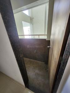 Bathroom Image of 1100 Sq.ft 2 BHK Apartment / Flat for sale in ARV Regalia, Mohammed Wadi Pune for Rs. 6400000