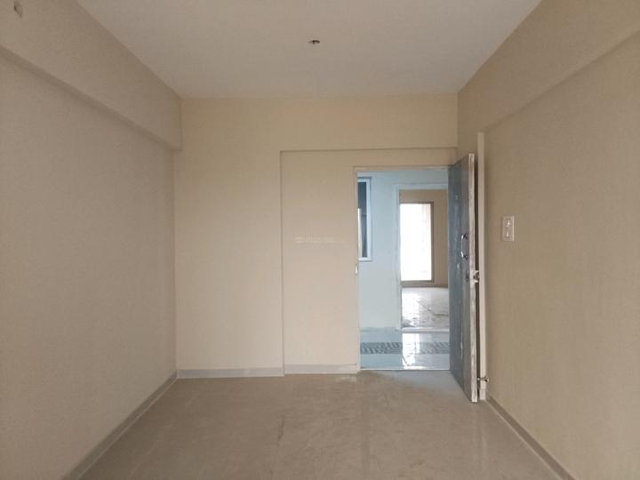 B velenci Main Image 1