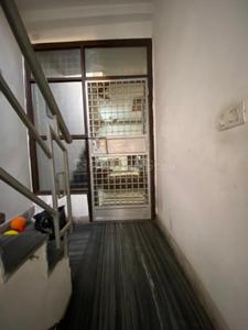 Image of 700 Sq.ft 2 BHK Builder Floor for rent in Paschim Vihar, New Delhi for Rs. 30000