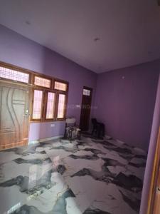 Bedroom Image of 1700 Sq.ft 3 BHK Independent House for rent in Navi Kot Nandana Lucknow for Rs. 15000
