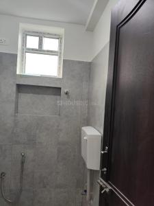 Bathroom Image of 1004 Sq.ft 2 BHK Apartment / Flat for sale in Anakaputhur Chennai for Rs. 5770000