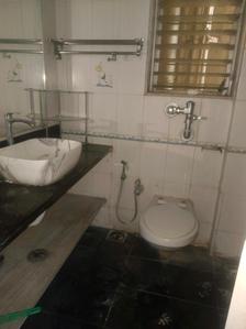 Bedroom Three Image of 1330 Sq.ft 3 BHK Apartment / Flat for rent in Evershine Millennium Paradise, Kandivali East Mumbai for Rs. 70000