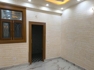 Bedroom Image of 1100 Sq.ft 2 BHK Builder Floor for sale in Indirapuram Ghaziabad for Rs. 6500000
