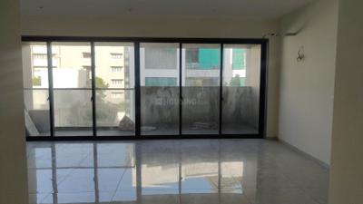 Living Room Image of 3500 Sq.ft 4 BHK Apartment / Flat for rent in Navrangpura Ahmedabad for Rs. 70000