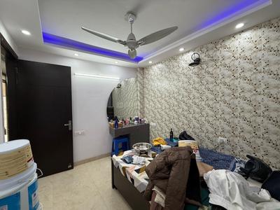 Bedroom Image of 1080 Sq.ft 3 BHK Builder Floor for sale in Govindpuri Extension New Delhi for Rs. 7900000