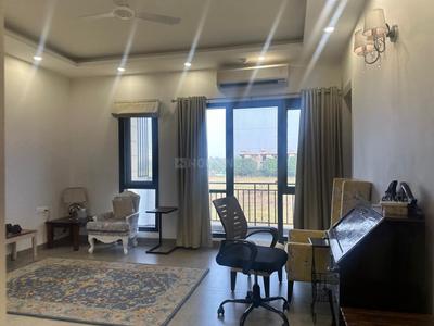 Hall Image of 4200 Sq.ft 4 BHK Villa for sale in Jaypee Kingswood Oriental, Sector 128 Noida for Rs. 110000000