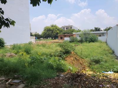 Image of 538 Sq.ft Residential Plot / Land for sale in DLF Alameda, Sector 73, Gurgaon for Rs. 180000000