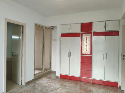 Bedroom Image of 1260 Sq.ft 2.5 BHK Apartment / Flat for sale in Hiranandani Cardinal, Hiranandani Estate Thane for Rs. 29000000