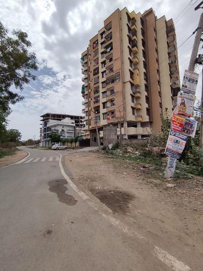 Titrdi, Sector 9 Main Image 1