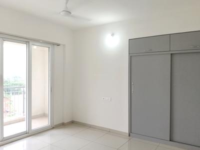 Bedroom Image of 1100 Sq.ft 3 BHK Apartment / Flat for rent in Godrej Emerald, Kasarvadavali Thane for Rs. 38000