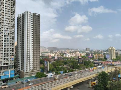 Living Room Image of 650 Sq.ft 2 BHK Apartment / Flat for sale in Ashar Axis, Thane West Thane for Rs. 14500000