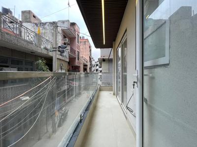Balcony Image of 900 Sq.ft 3 BHK Builder Floor for rent in Chhattarpur New Delhi for Rs. 32000
