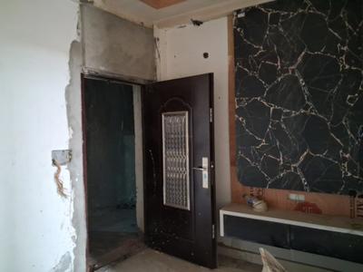 Living Room Image of 600 Sq.ft 1 BHK Apartment / Flat for sale in Sector 73 Noida for Rs. 2300000