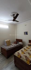 Bedroom Image of 600 Sq.ft 2 BHK Builder Floor for sale in Laxmi Nagar New Delhi for Rs. 5100000