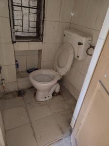 Bathroom Image of 1400 Sq.ft 2.5 BHK Apartment / Flat for sale in Munirka New Delhi for Rs. 28500000