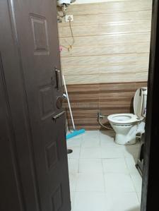 Bathroom Image of 1400 Sq.ft 2 BHK Apartment / Flat for sale in  Jb Sunshine, Indralok Colony Lucknow for Rs. 7000000