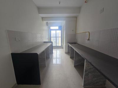Kitchen Image of 900 Sq.ft 2 BHK Apartment / Flat for sale in Kalpataru Elitus, Mulund West Mumbai for Rs. 25500000