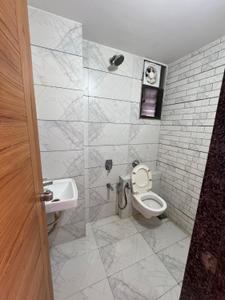 Bathroom Image of 1800 Sq.ft 3 BHK Apartment / Flat for sale in Shine Swasti, Tragad Ahmedabad for Rs. 9700000