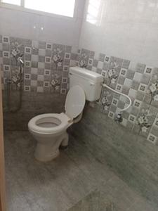 Bathroom Image of 1000 Sq.ft 2 BHK Builder Floor for rent in New Baiyyappanahalli Bengaluru for Rs. 30000