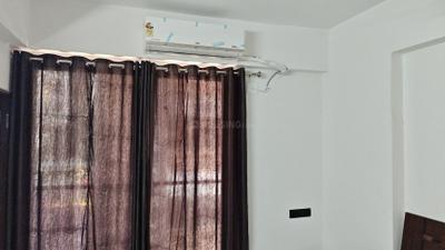 Bedroom Image of 1800 Sq.ft 3 BHK Apartment / Flat for rent in Shivala Sadbhav, Sargasan Gandhinagar for Rs. 33000