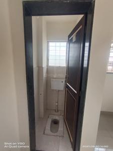 Bathroom Image of 510 Sq.ft 1 BHK Apartment / Flat for rent in Loni Kalbhor Pune for Rs. 8000