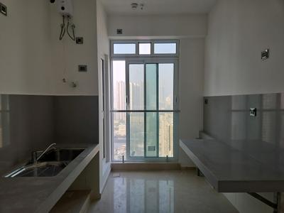 Kitchen Image of 946 Sq.ft 2 BHK Apartment / Flat for sale in Monte South, Byculla Mumbai for Rs. 29900000