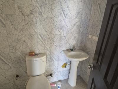 Image of 910 Sq.ft 2.5 BHK Apartment / Flat for rent in Prateek Grand City, Siddharth Vihar, Ghaziabad for Rs. 25000
