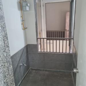Bathroom Image of 1620 Sq.ft 3 BHK Apartment / Flat for rent in Vasupujya Shri Hraday Appartments, Paldi Ahmedabad for Rs. 27000