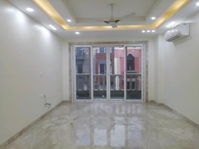 Living Room Image of 1800 Sq.ft 3 BHK Builder Floor for sale in Chittaranjan Park New Delhi for Rs. 45000000