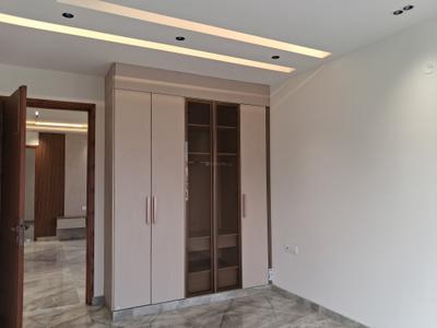 Bedroom Image of 1800 Sq.ft 3 BHK Builder Floor for sale in Paschim Vihar New Delhi for Rs. 40000000