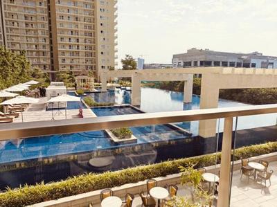 Balcony Image of 1900 Sq.ft 2 BHK Apartment / Flat for sale in DLF One Midtown, Karampura New Delhi for Rs. 43000000