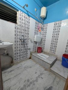 Bathroom Image of 900 Sq.ft 2 BHK Apartment / Flat for sale in Saha Para Kolkata for Rs. 3300000