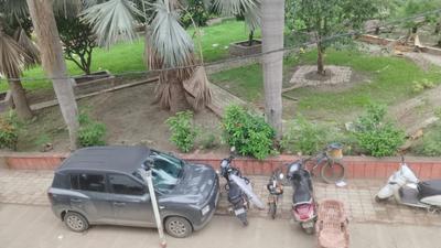 Balcony Image of 500 Sq.ft 1 BHK Independent House for rent in Bhawrasla Indore for Rs. 7000