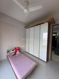 Bedroom Image of 1250 Sq.ft 3 BHK Apartment / Flat for rent in L B Shrim Leela, Bhadaj Ahmedabad for Rs. 28000
