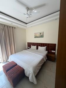 Bedroom Image of 1300 Sq.ft 1 BHK Builder Floor for rent in Sector 55 Gurgaon for Rs. 44000