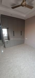 Bedroom Image of 850 Sq.ft 2 BHK Builder Floor for sale in Vikaspuri New Delhi for Rs. 14000000