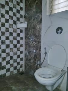 Common Bathroom Image of 750 Sq.ft 2 BHK Apartment / Flat for sale in Godrej Exquisite, Hiranandani Estate Thane for Rs. 16000000