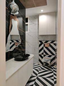 Common Bathroom Image of 2650 Sq.ft 5 BHK Builder Floor for sale in Indirapuram Ghaziabad for Rs. 42551000
