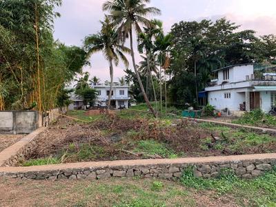 Image of 20 Sq.ft Residential Plot / Land for sale in South Chittoor, Kochi for Rs. 14000000