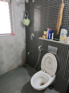Common Bathroom Two Image of 610 Sq.ft 1 BHK Apartment / Flat for sale in CIDCO Fam CHS, Kopar Khairane Navi Mumbai for Rs. 13000000