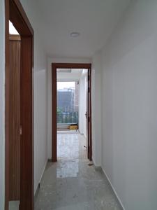 Passage Image of 1500 Sq.ft 3 BHK Apartment / Flat for sale in Sector 104 Noida for Rs. 7000000